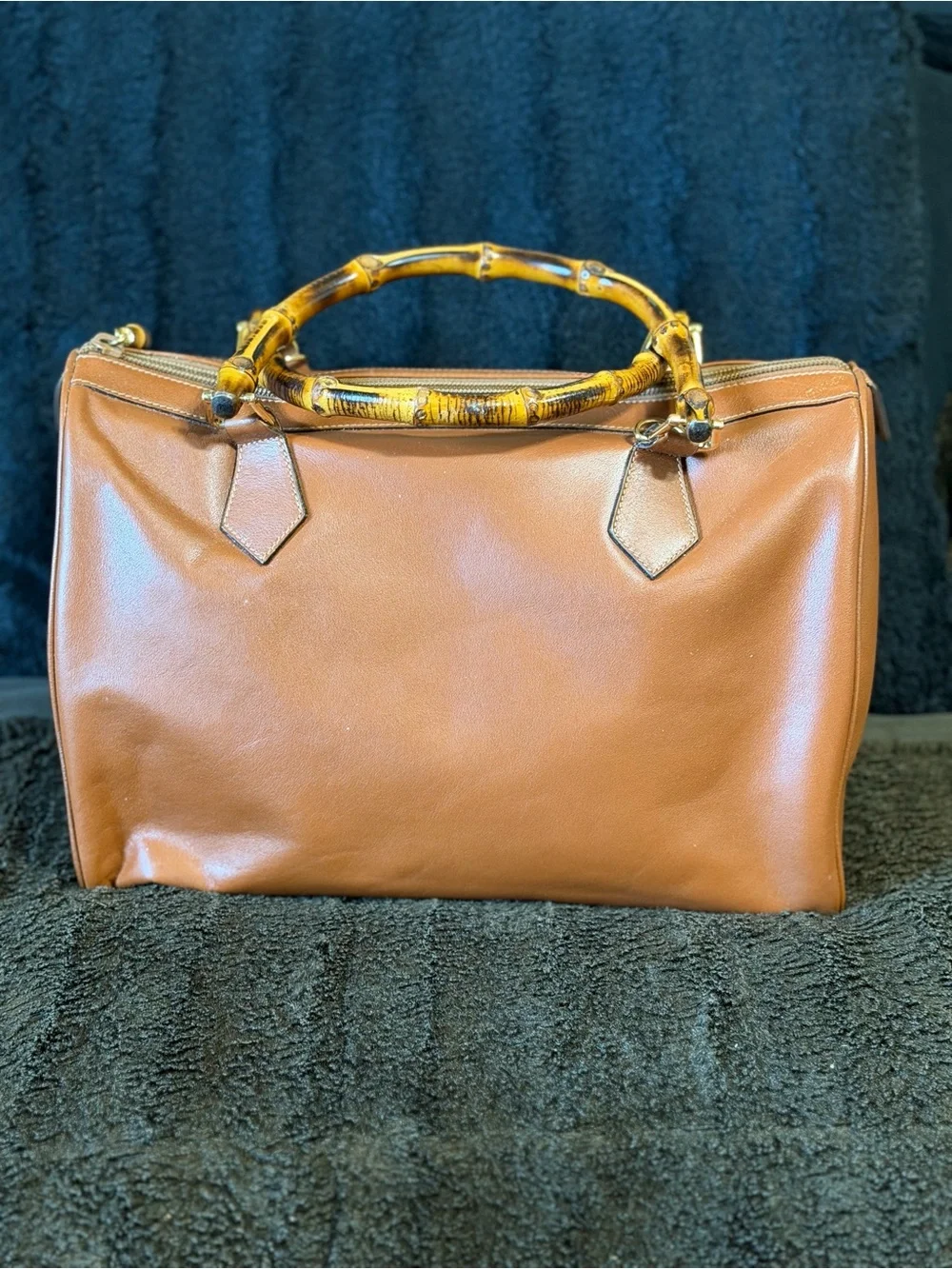 Gucci Bamboo handbag - Tan-Preloved